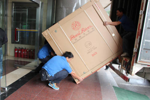 楚雄钢琴贵重工艺品无忧运